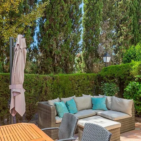 Charming Beachside Townhouse In San Pedro A Lovely Retreat Steps From The Shore Nyaraló